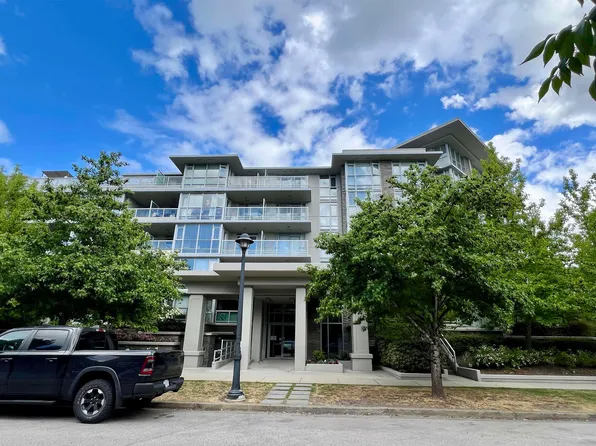 9373 Hemlock Dr #313, Richmond, BC V6Y 4J9