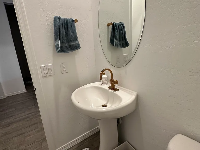 4584 W Hazel Ln — Photo 13