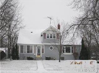 6493 Morris St, Marlette, MI 48453