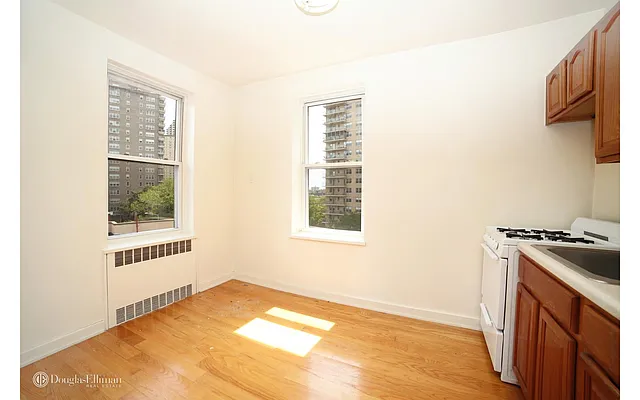 Rented by Douglas Elliman | media 14