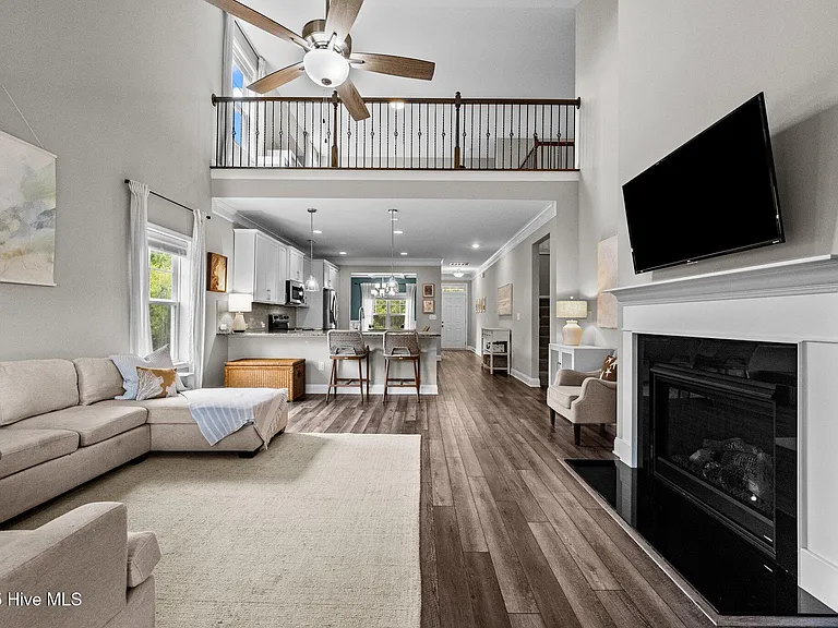 303 Red Cedar Dr — Photo 19