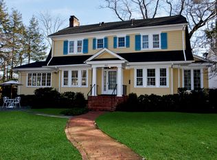 150 Edgemont Rd, Scarsdale, NY 10583