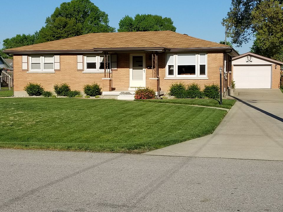 1st image of 7710 Poinsettia Dr