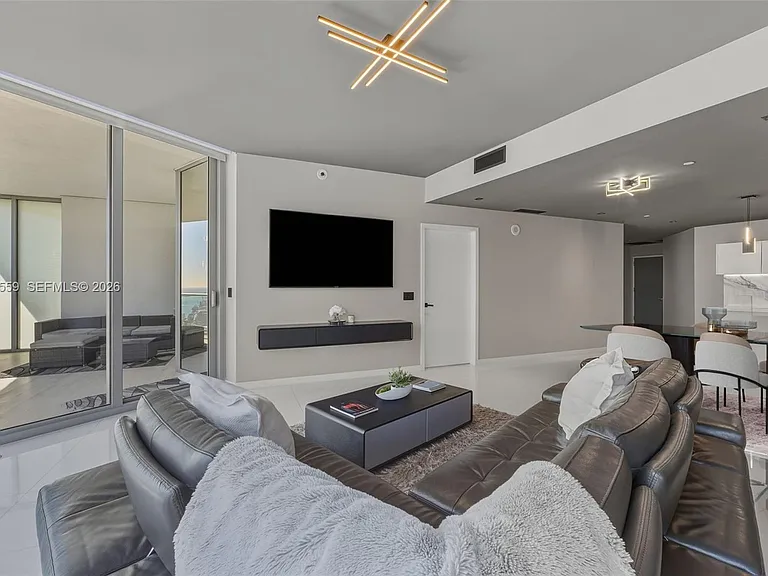 851 NE 1st Ave #43 — Photo 11