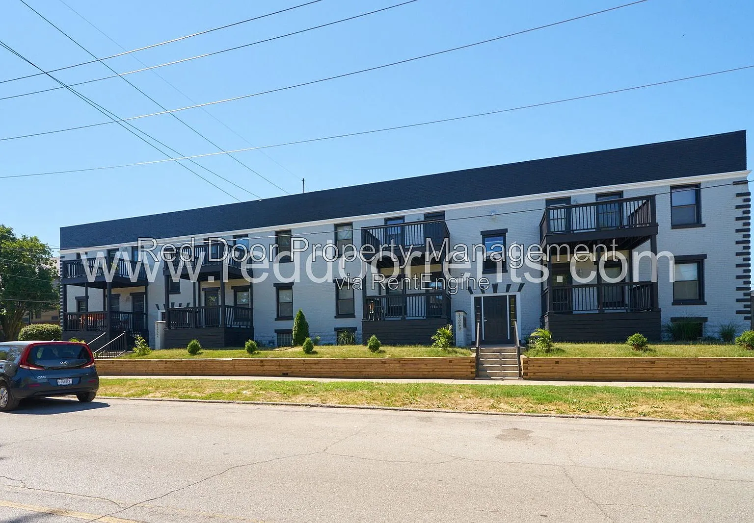 1 bed, 1.0 bath, 480 sqft, $1,010 — Photo 2