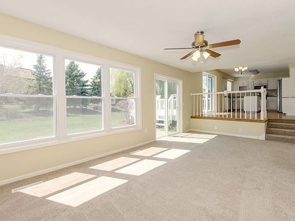 4th image of 2236 Parkview Ln