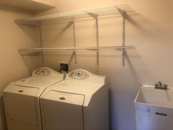 5th image of 1018 D Taylor Ave N