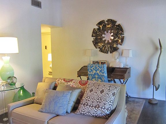 Living Room/Study
