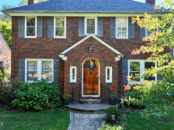 2nd image of 2324 Middlesex Dr