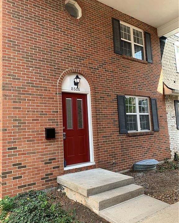 1st image of 8606 W 84th Ter