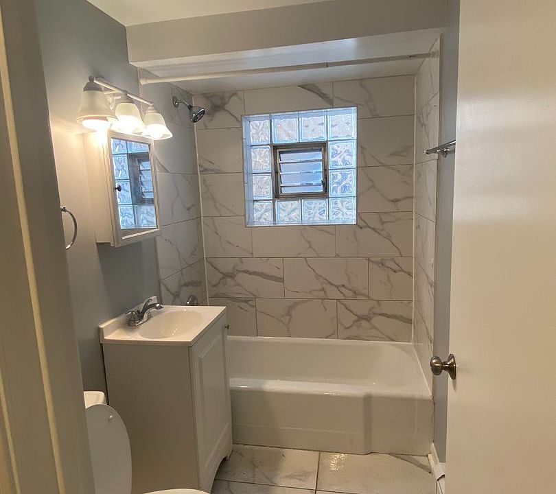 1st image of 18423 Torrence Ave #1