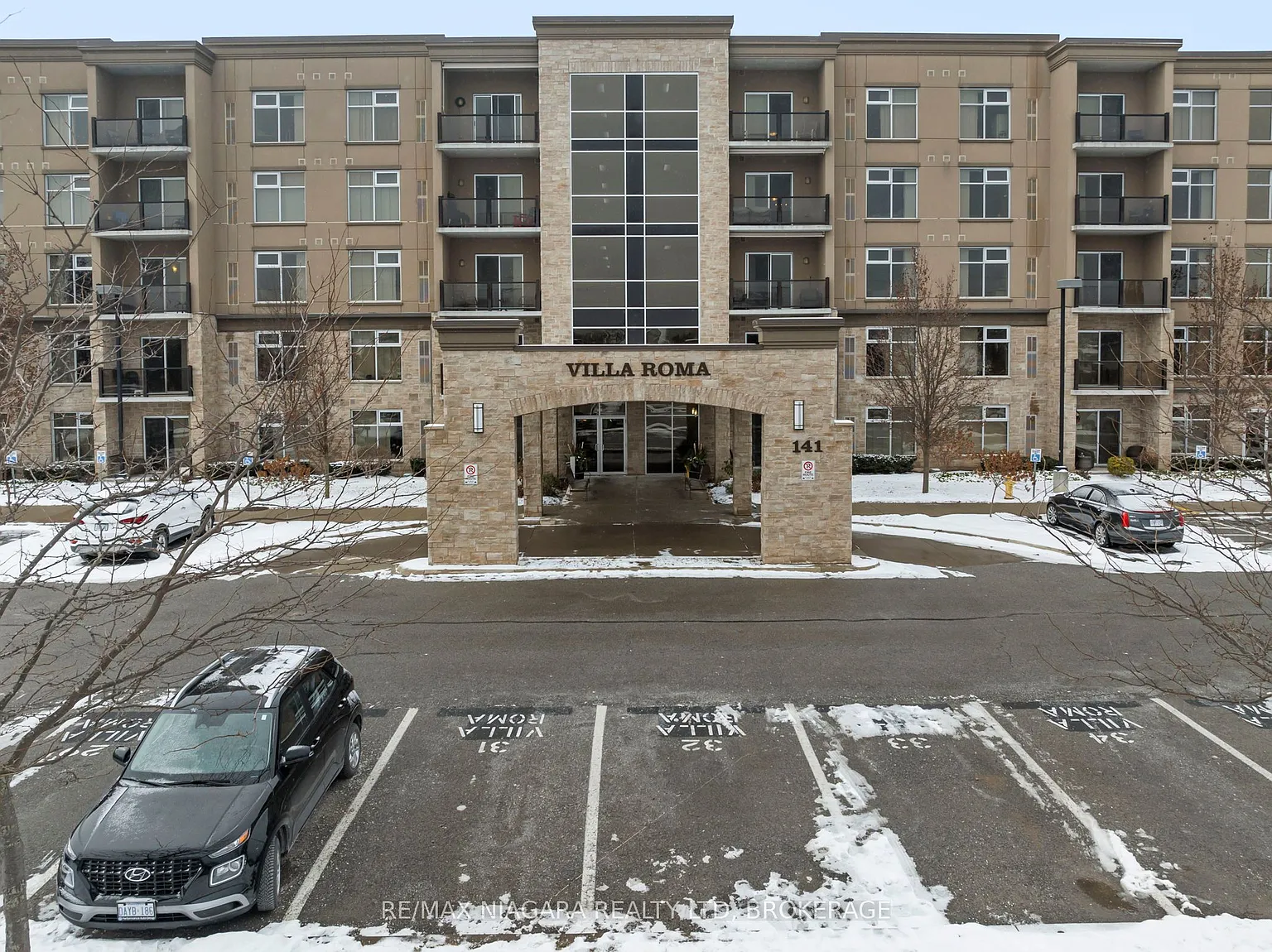 141 Vansickle Rd #308 photo 1