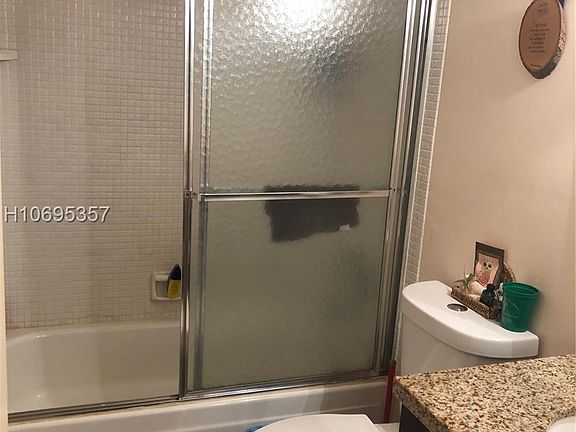 4th image of 2324 SW 81st Ter #7