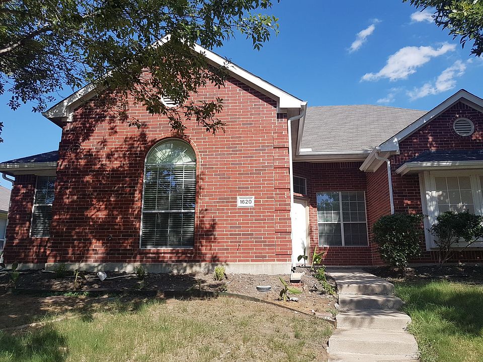 1st image of 1620 Myrtle Dr