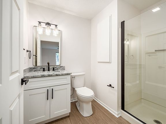 3rd image of 773 Milcrest Dr #773
