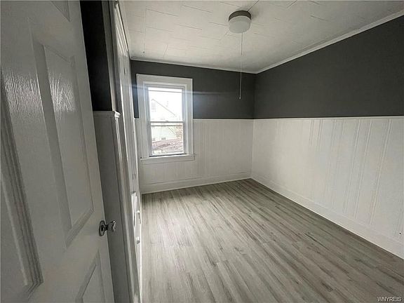 2nd image of 11 Blum Ave