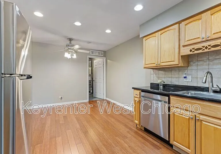 1756 Gilberto St — Photo 9