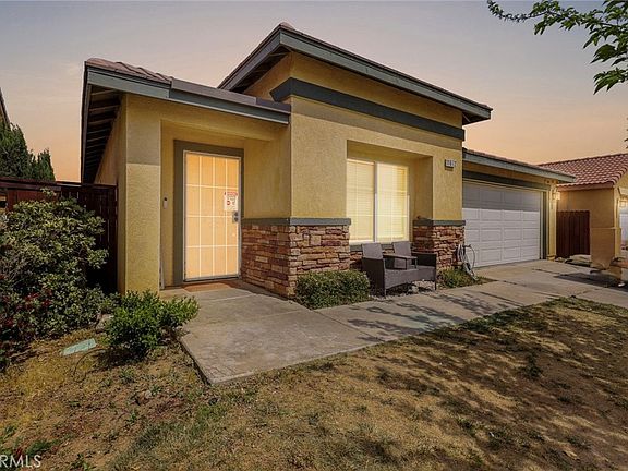 2nd image of 11672 Dos Palmas Rd