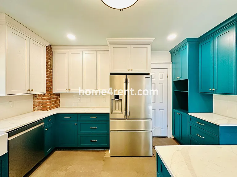 641 W 39th Ter — Photo 22