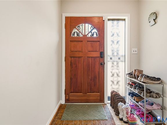 5th image of 1846 Buckner St