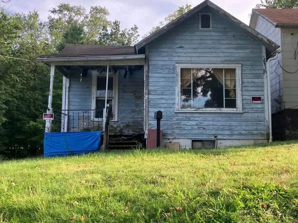 551 Fowler St, New Lexington, OH 43764