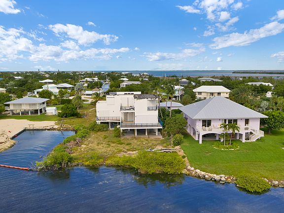 4th image of 30960 Bay Shore Dr