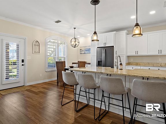 5th image of 3543 Bayou Rd APT 5