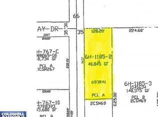 1431 Hillcrest Dr, Green Bay, WI 54313