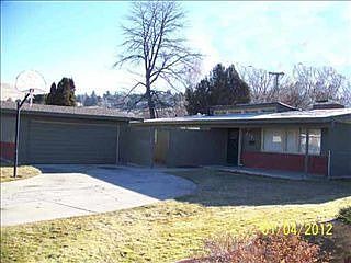 1st image of 613 Dixon Ave