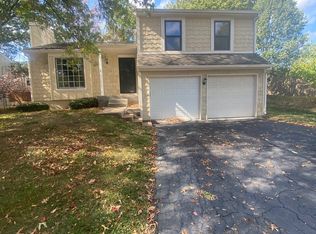 12736 W 108th St, Overland Park, KS 66210