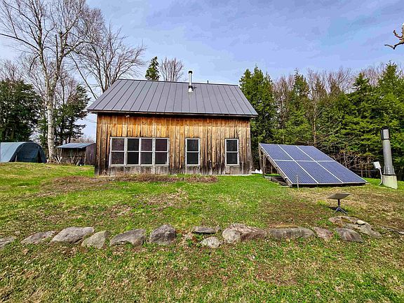 4th image of 211 Poker Hill Road