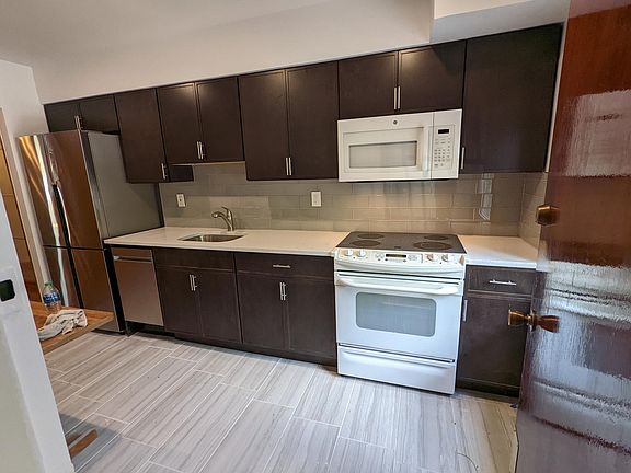 2nd image of 75-32 Juniper Blvd S