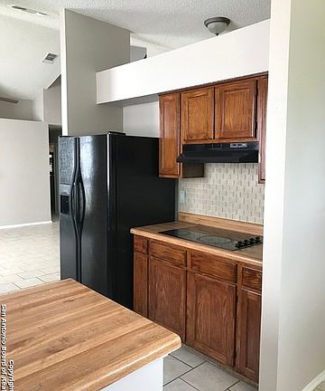 5th image of 5704 Glacier Sun Dr