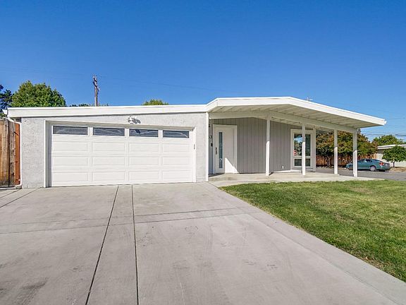 2nd image of 2553 Hayward Dr