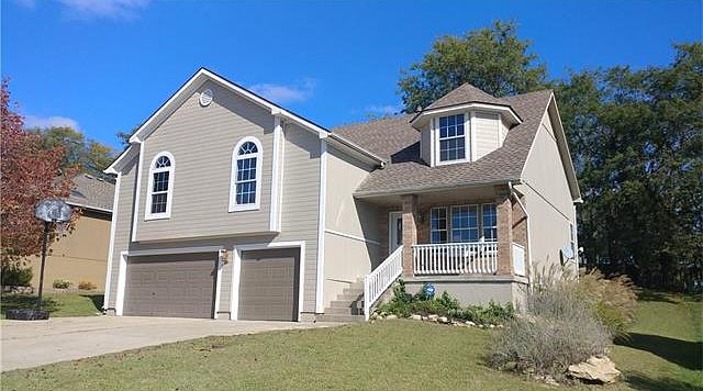 1st image of 3217 S Arrowhead Dr