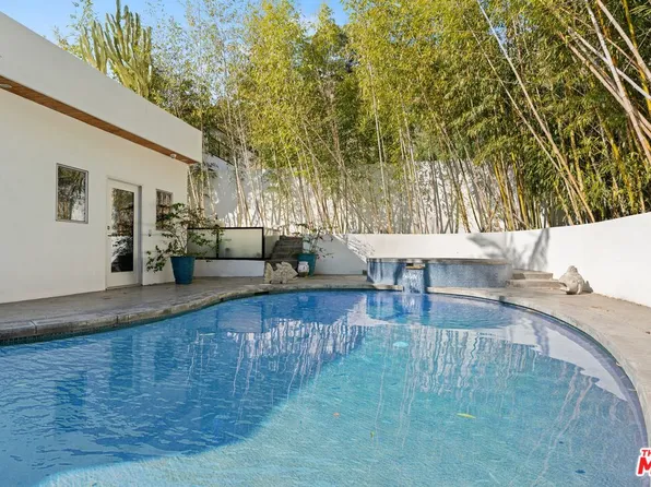 8600 Appian Way, Los Angeles, CA 90046