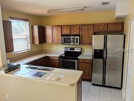 4th image of 9778 Carlsdale Dr