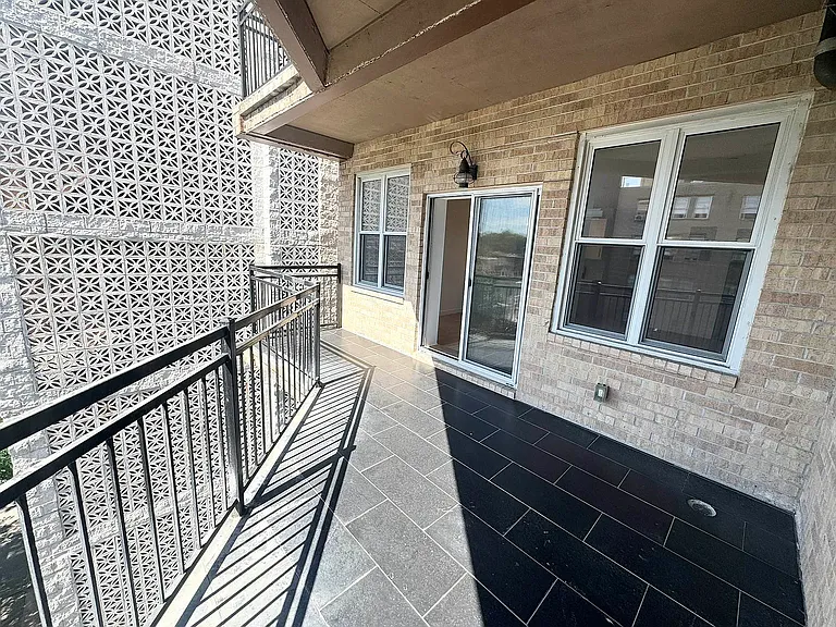 2481 Ocean Ave #4A — Photo 7