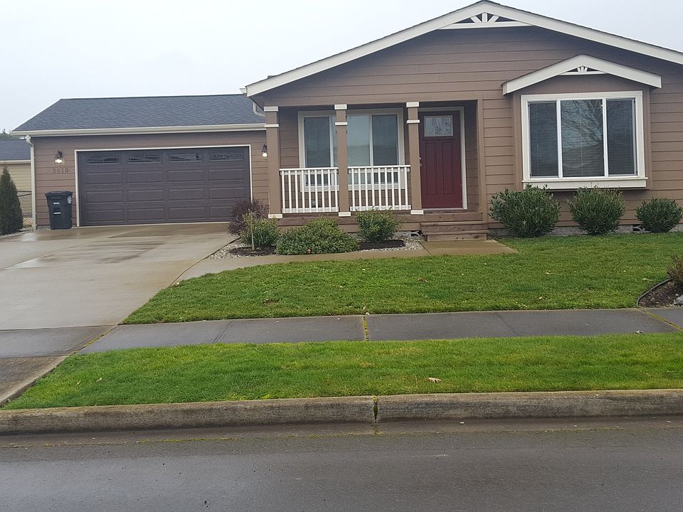 1st image of 3610 Meadow Lake St SE