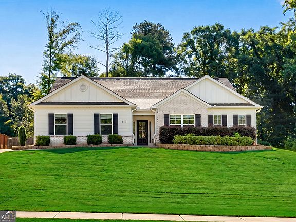 2nd image of 320 Lokeys Ln