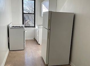40-15 81st St #B47, Elmhurst, NY 11373