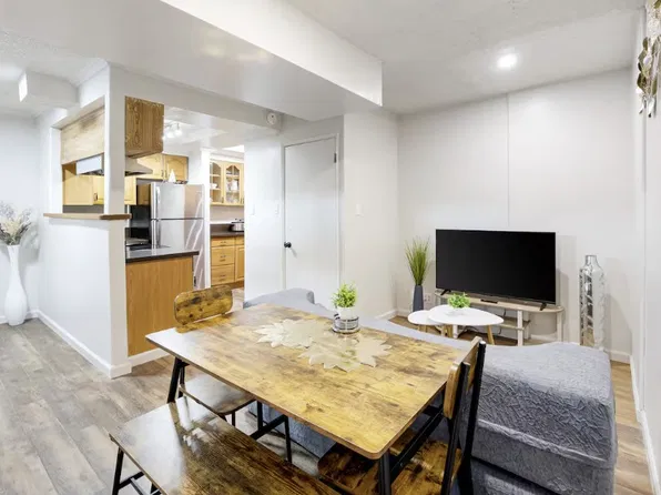1160 S Walnut St APT 11, La Habra, CA 90631