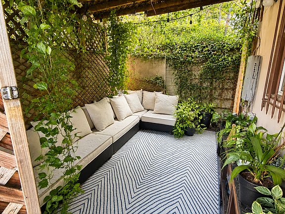 4th image of 8407 Clinton Ave #5