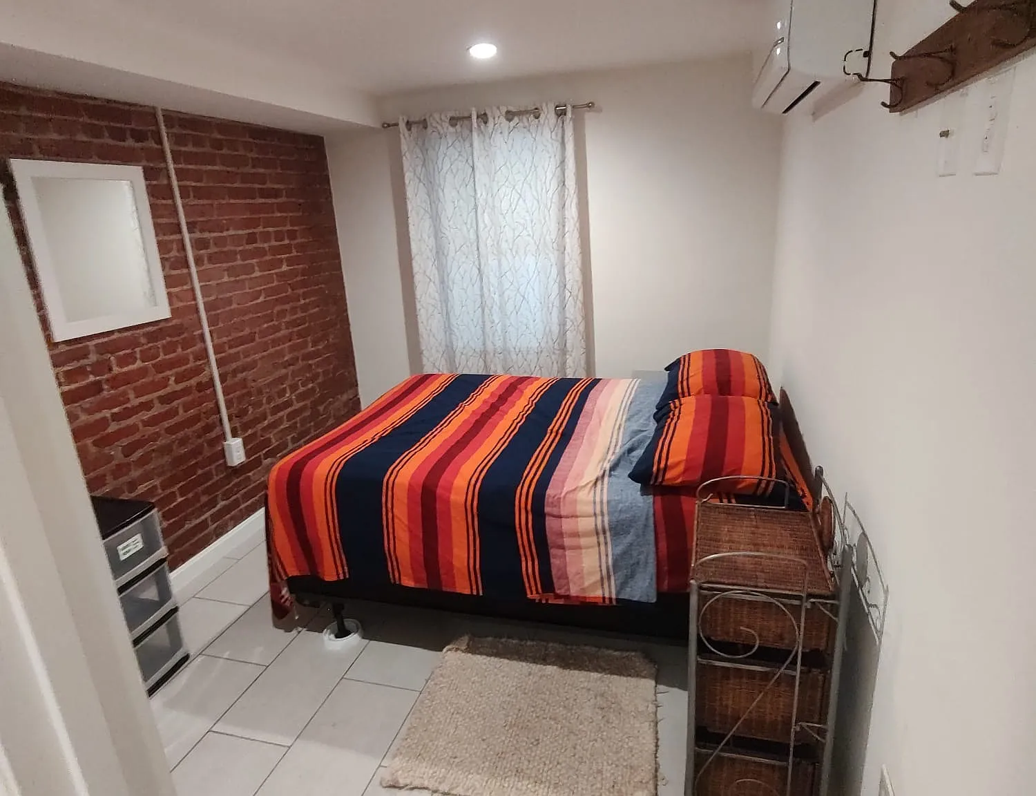 2 bed, $2,000 — Photo 3