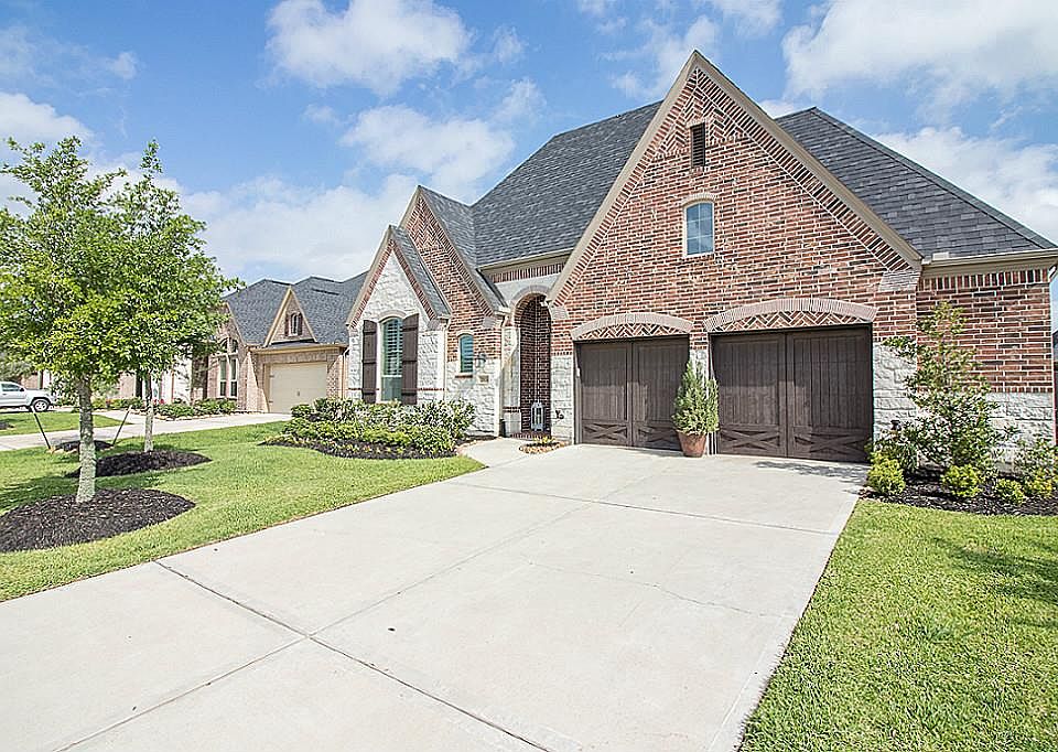 1st image of 29134 Davenport Dr