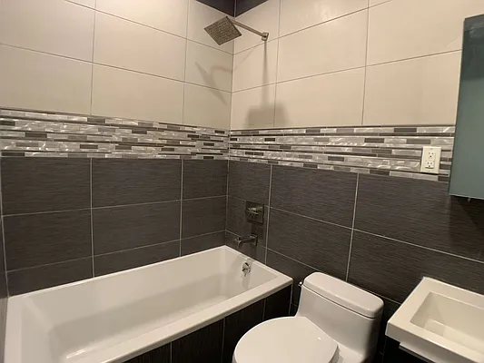 Rented by Nooklyn NYC LLC | media 26