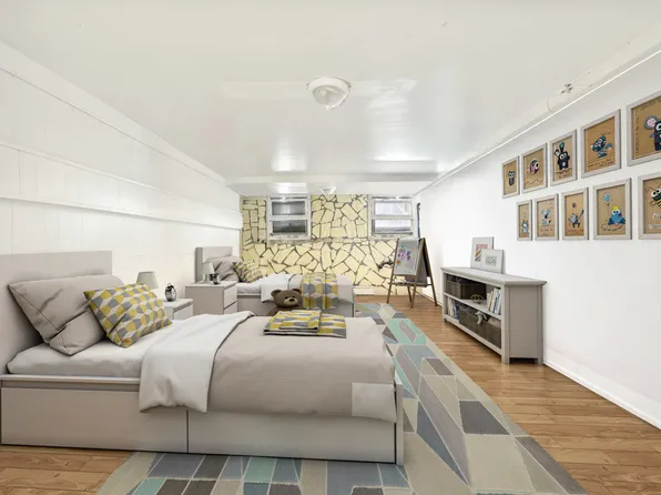 610 Ashford Street image 4 of 32