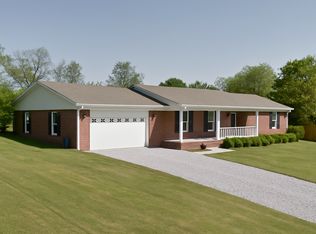 92 Bakers Creek Rd, Russellville, AR 72802
