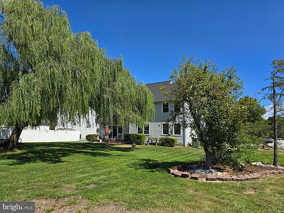 3rd image of 346 Owls Nest Dr