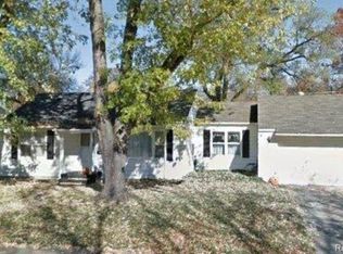 1515 Inner Dr, Niles, MI 49120